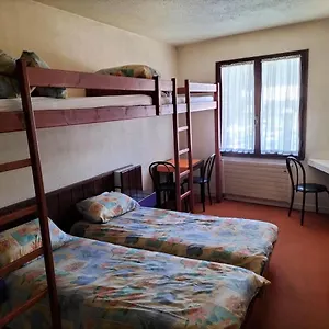Quadruple Avec Salle De Bains Privative 1 Séjour chez l'habitant